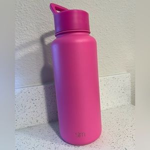 Simple Modern Water Bottle!